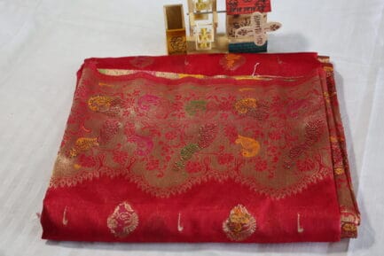 Bnarasi Pure Silk Golden Zari Saree red color