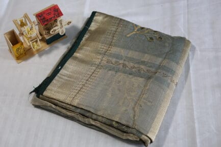 Khada Kapda Silk Border Saree in grey color